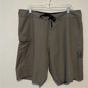 Volcom Solid Gray Board Shorts Size 38